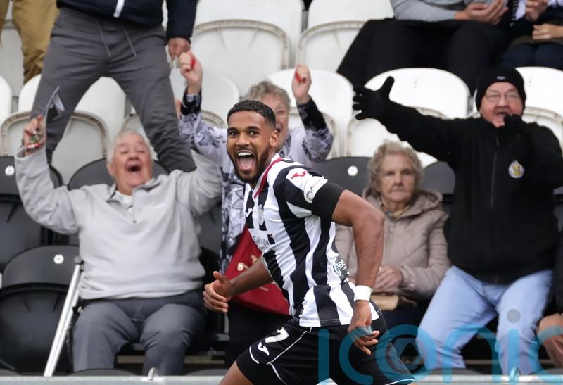 St Mirren cruise to victory at Aberdeen