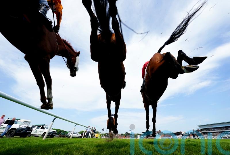 Veterans’ Chase rescheduled for Warwick on Saturday