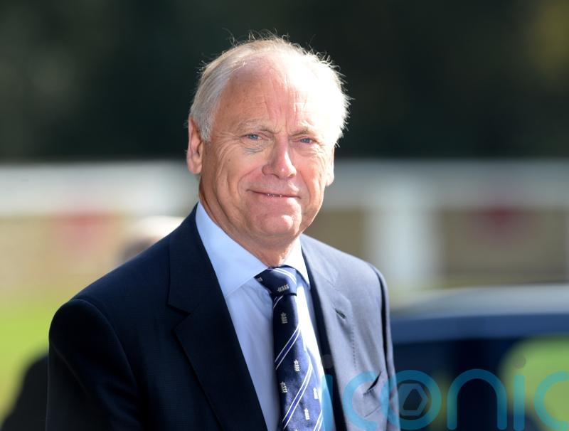 Colin Graves set for Yorkshire return as board ‘agrees to recommend’ loan offer