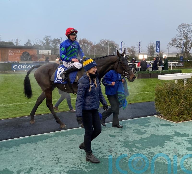 O’Neill retains Aintree hopes for Monbeg Genius