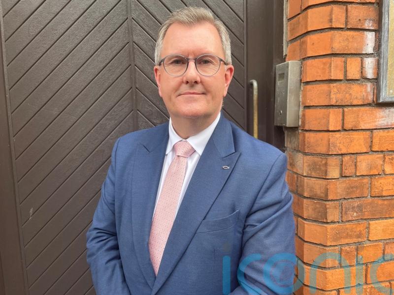 Threats against Donaldson over powersharing talks condemned in Parliament