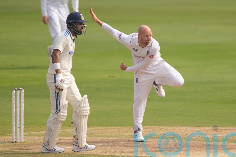 England hoping Jack Leach can rally after suffering ‘pretty serious’ knee injury
