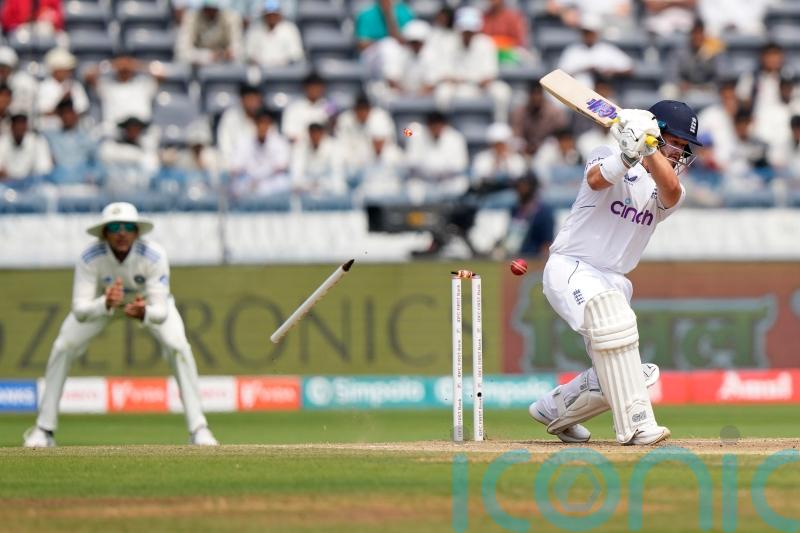England up against it in first Test after Jasprit Bumrah shows his class