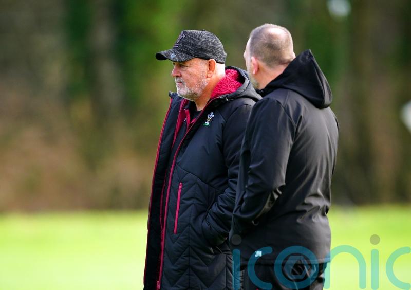 Warren Gatland wants inexperienced Wales to play with ‘no fear’ against Scotland