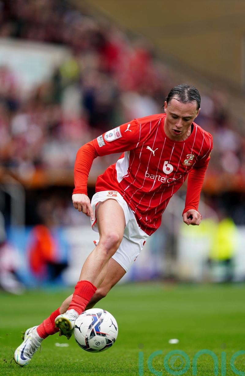 Harry McKirdy’s stoppage-time equaliser earns Swindon point at Gillingham