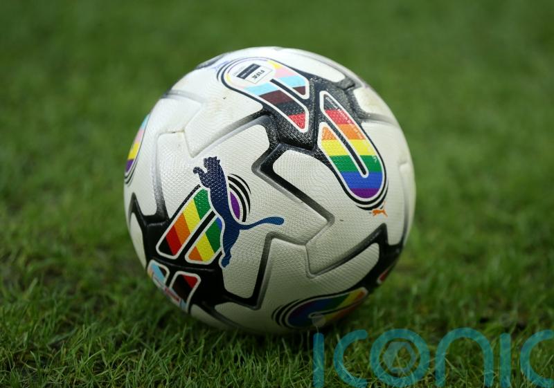 Late own goal sees 10-man Accrington share points with Colchester