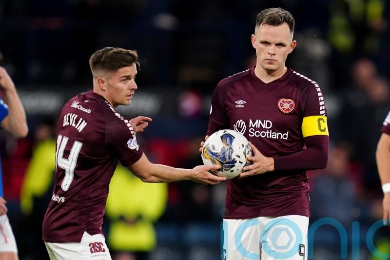 Steven Naismith hits out at ‘idiots’ who struck Lawrence Shankland with objects