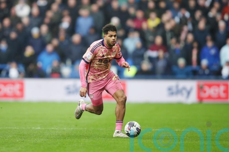 Leeds’ winning run halted with draw at Huddersfield