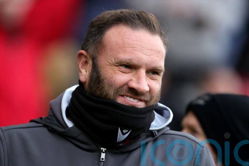 Ian Evatt keen to see ‘best of’ Aaron Collins after hitman opens Bolton account