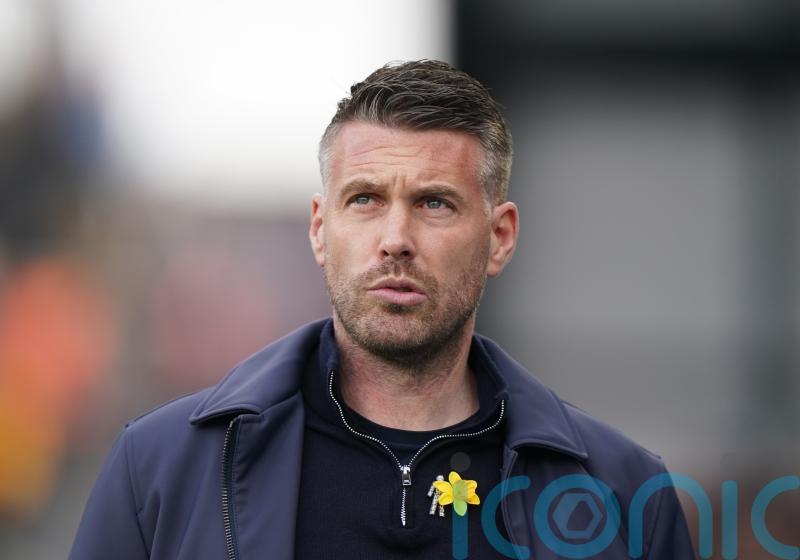 Rob Edwards hopes Luton can use late point at Crystal Palace as