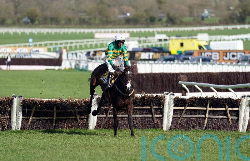 Majborough motors to Triumph Hurdle victory