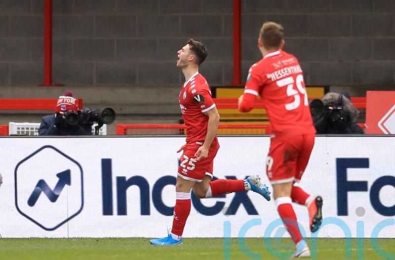 Mansfield’s promotion hopes dented as Crawley boost their own hopes of moving up