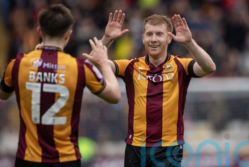 Salford lose again as Brad Halliday secures late win for Bradford