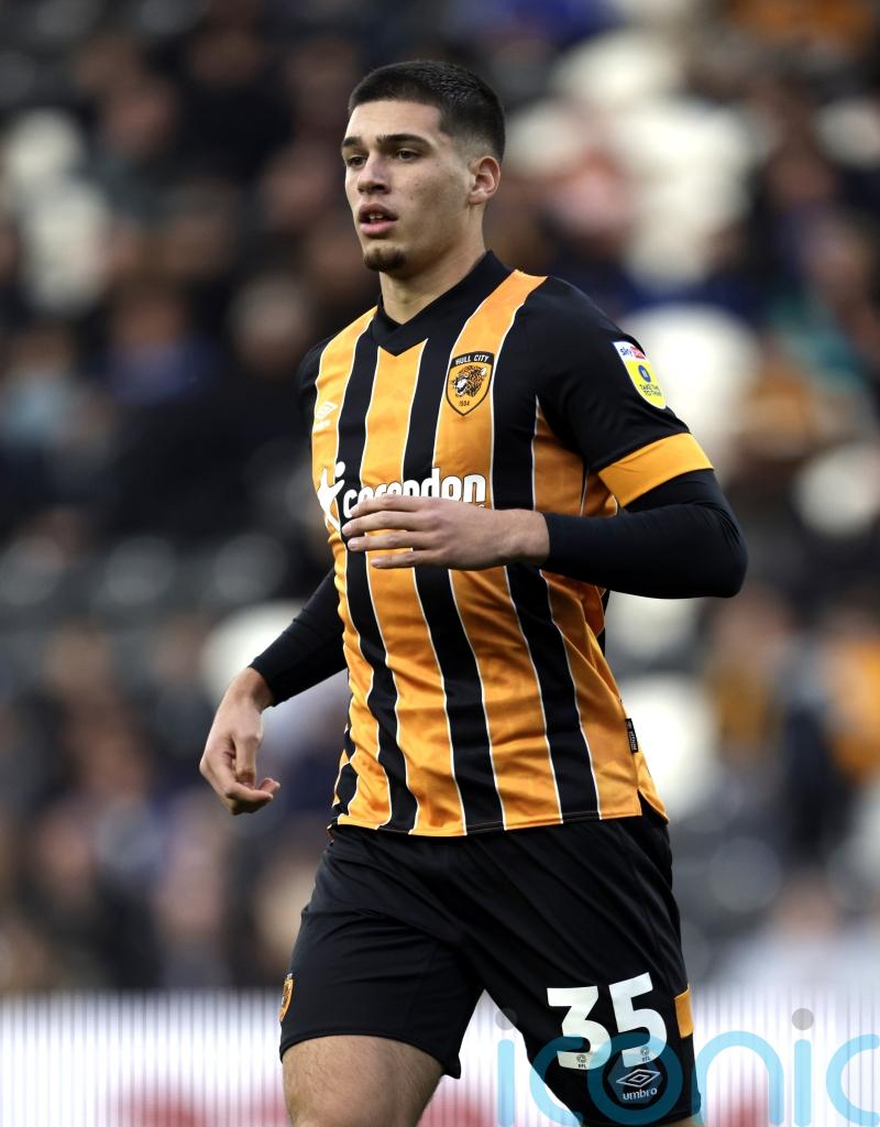 Fleetwood relegated despite last-gasp Xavier Simons winner at Leyton Orient