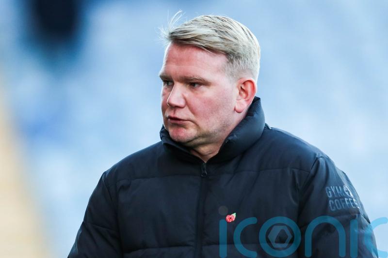 Barrow must stick together in quest to secure play-off spot – Pete Wild