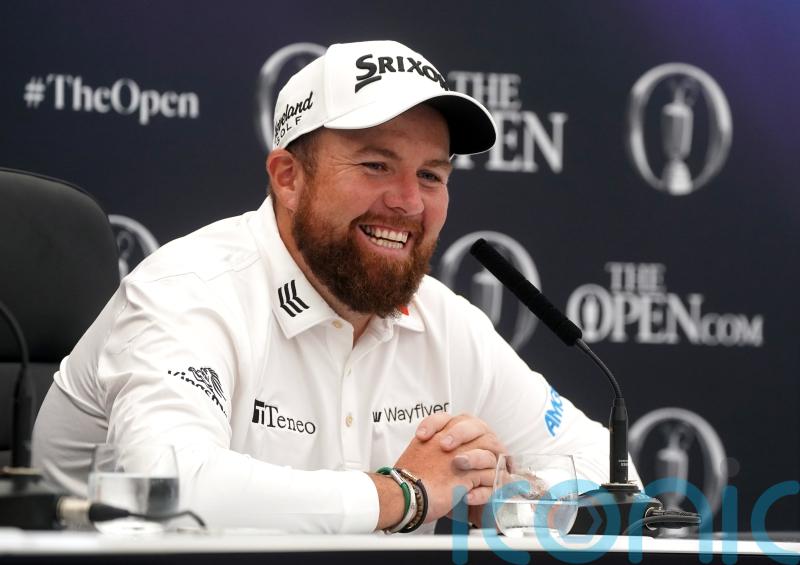 Clubhouse leader Shane Lowry ready for anything as wind causes chaos at Open