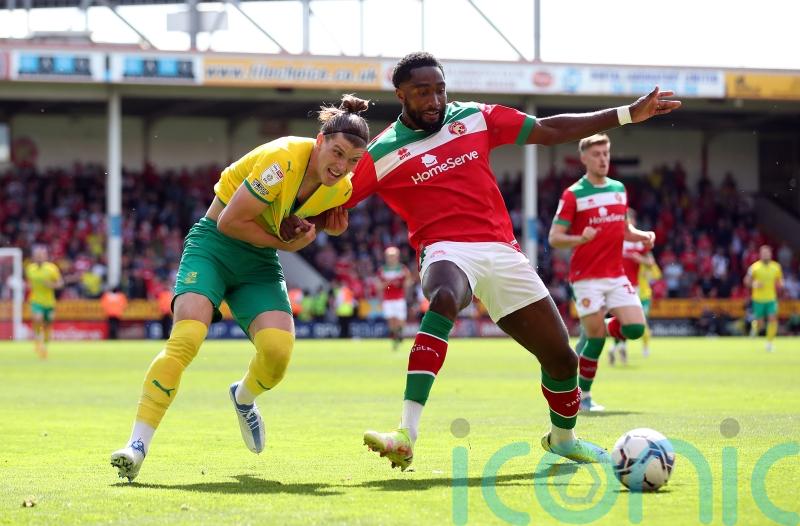 Manny Monthe earns point for Oldham against AFC Fylde