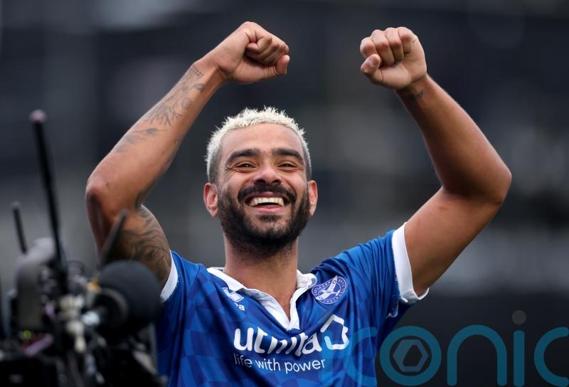 Paul McCallum nets equaliser as Eastleigh draw with Sutton