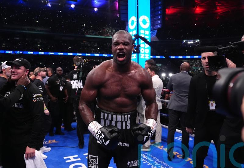 ‘Hot property’ Daniel Dubois out to avenge Usyk defeat with dad in his corner