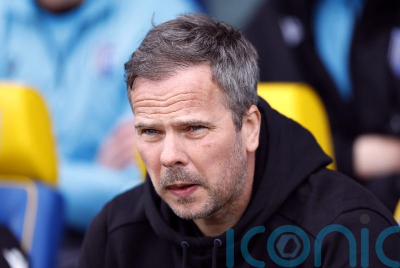 Gillingham beat Barrow to make it a losing return to Kent for Stephen Clemence