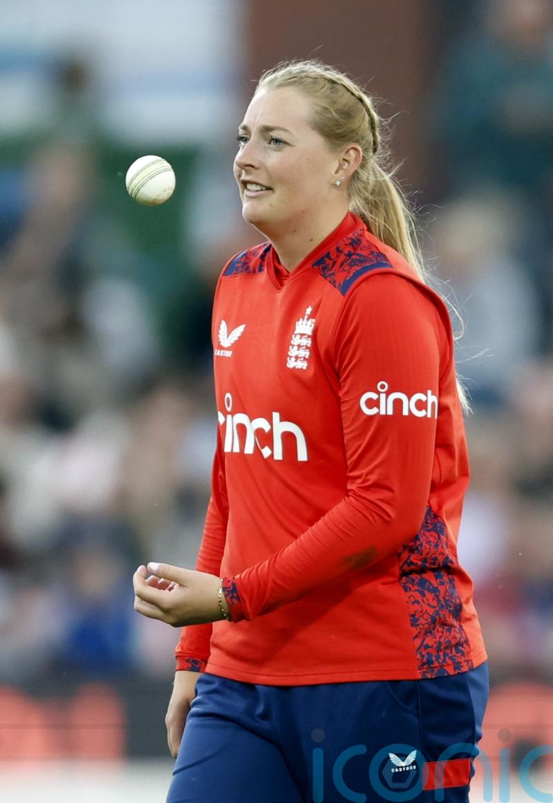England cannot get distracted by T20 World Cup permutations – Sophie Ecclestone