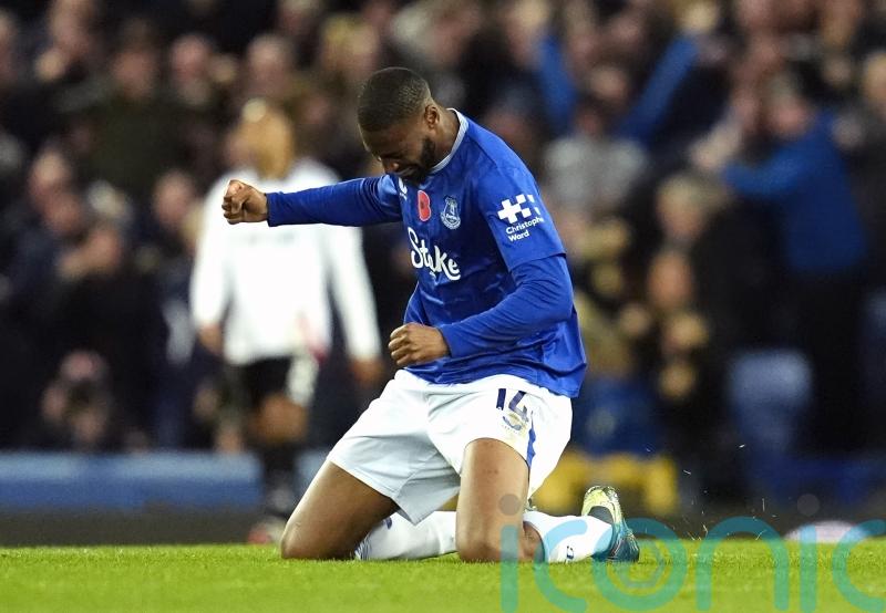 Beto rescues dramatic point for Everton against Fulham