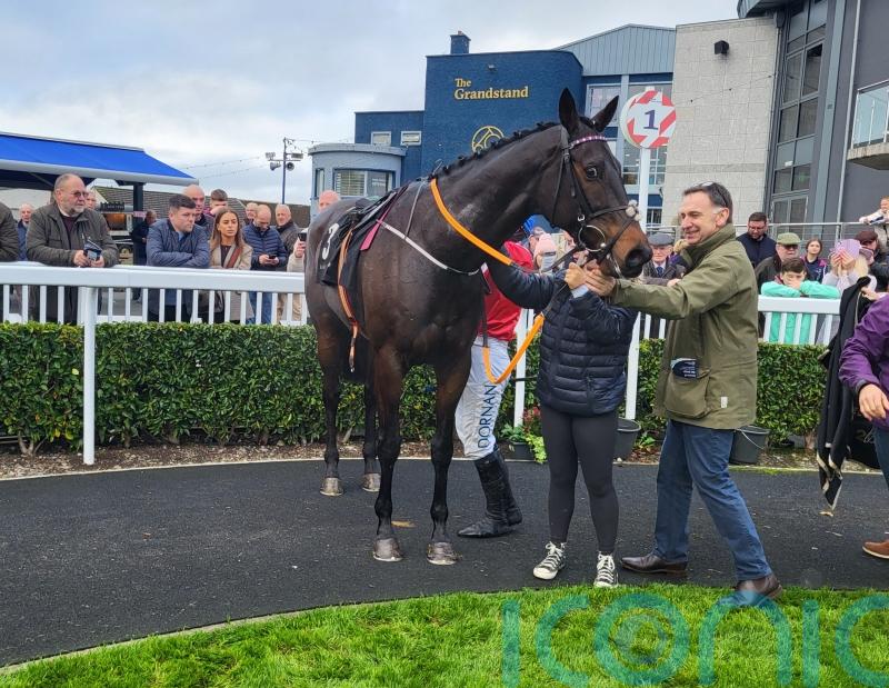 Quilixios gets the better of Marine Nationale at Naas