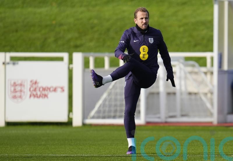 5 talking points as England bid to avoid play-off peril in crunch Greece clash