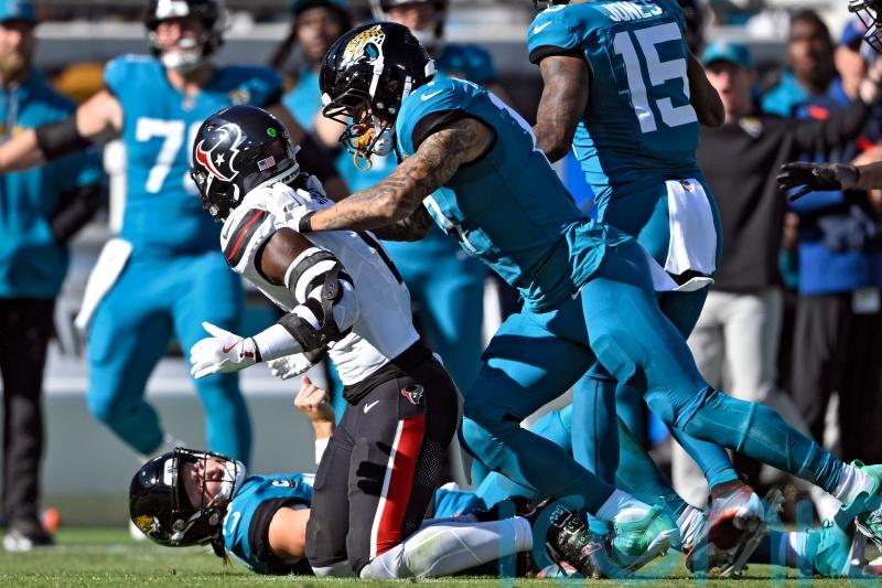 Jaguars quarterback Trevor Lawrence concussed as Houston Texans claim