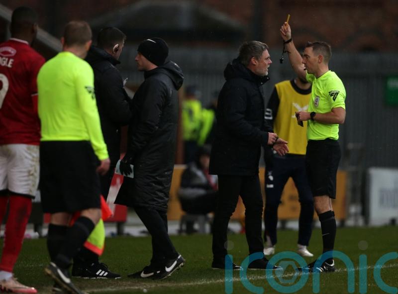 Graham Alexander hails 10-man Bradford’s resilience after Crewe draw