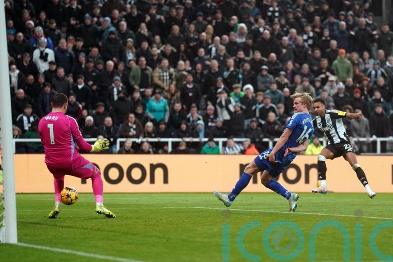 Newcastle find form to thrash Ruud van Nistelrooy’s Leicester