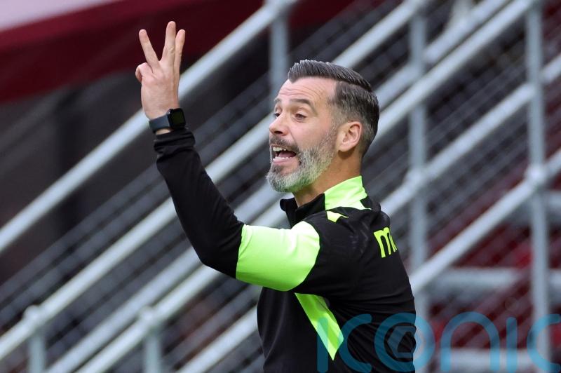 Stuart Kettlewell says decision to send off Dan Casey ‘completely unacceptable’