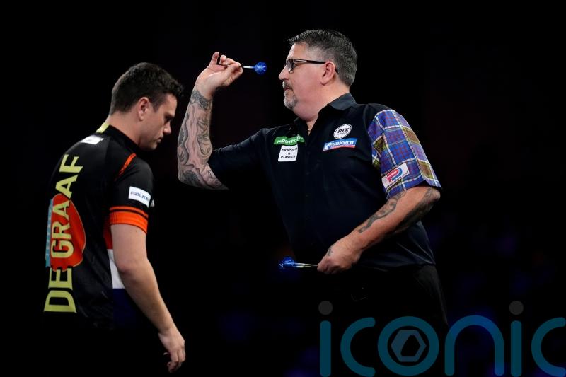 Unhappy birthday – former champion Gary Anderson bows out of World Championship