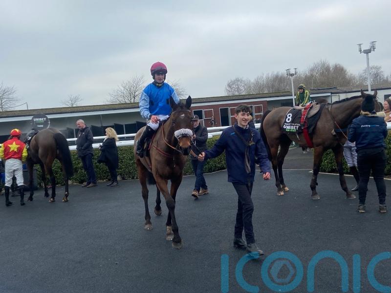 Flier jets in for Veterans’ victory