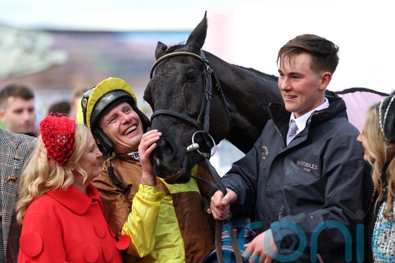 Galopin Des Champs remains on course for Gold Cup hat-trick bid