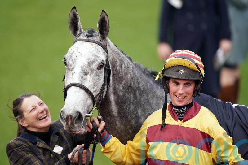 Sine Nomine ‘in good heart’ ahead of Haydock spin