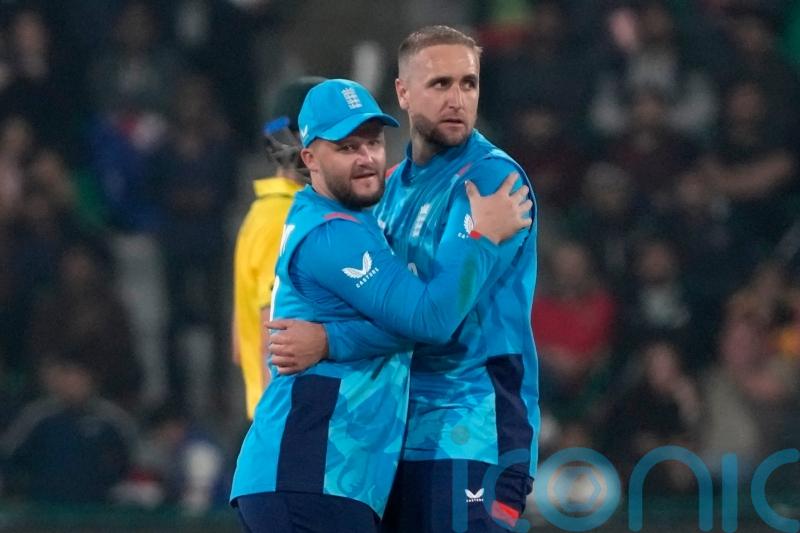 Liam Livingstone hopes England can get to grips with dewy Pakistan conditions