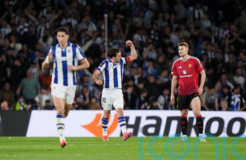 Friday’s briefing: United held as Tottenham go down and Rangers win
