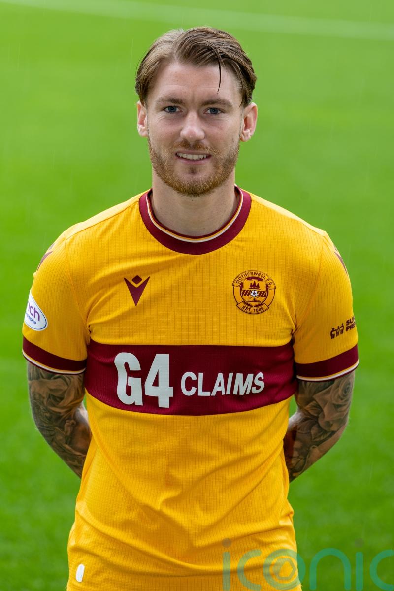 Callum Slattery’s brace earns Motherwell a share of the spoils against St Mirren
