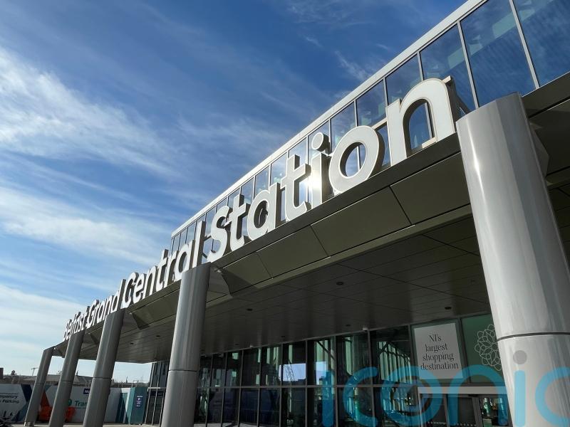 Kimmins ‘stands firm’ following row over station Irish language signs decision