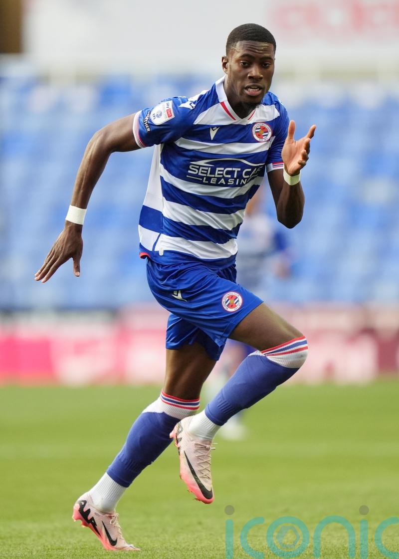 Reading move into play-offs after easing past sorry Shrewsbury