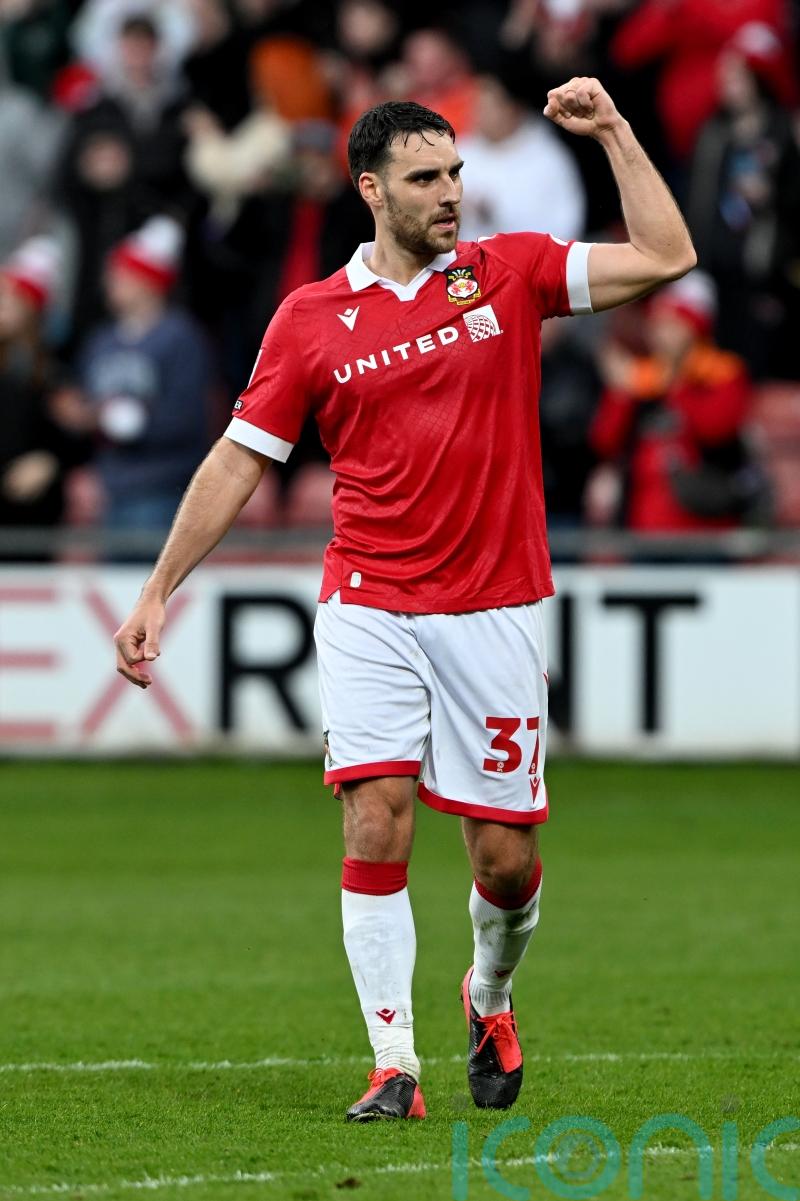 Wrexham drop out of top two after draw with Bristol Rovers