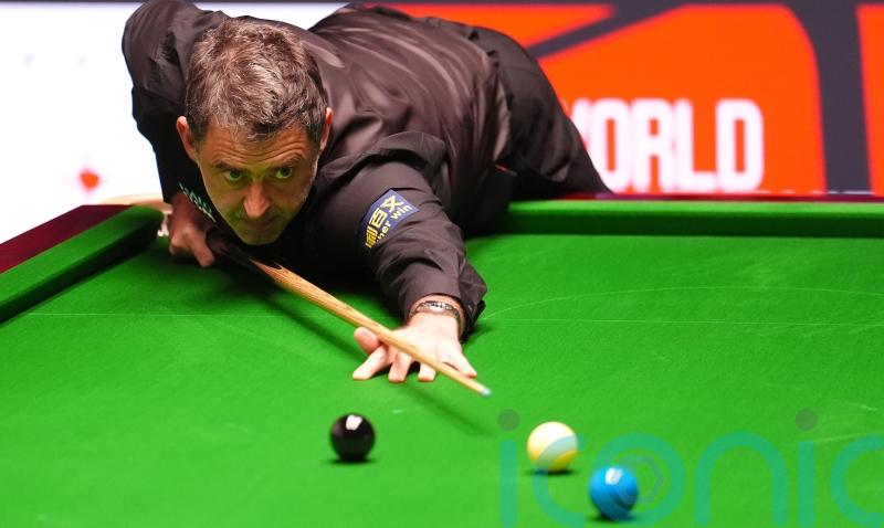 Ronnie O&rsquo;Sullivan back with a bang as he races to emphatic win over Ali Carter