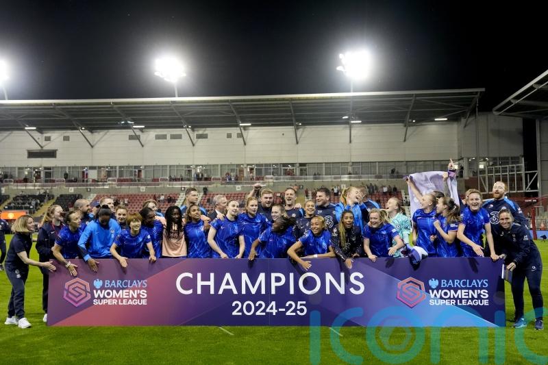 Lucy Bronze nets winner as Chelsea wrap up another Women’s Super League title