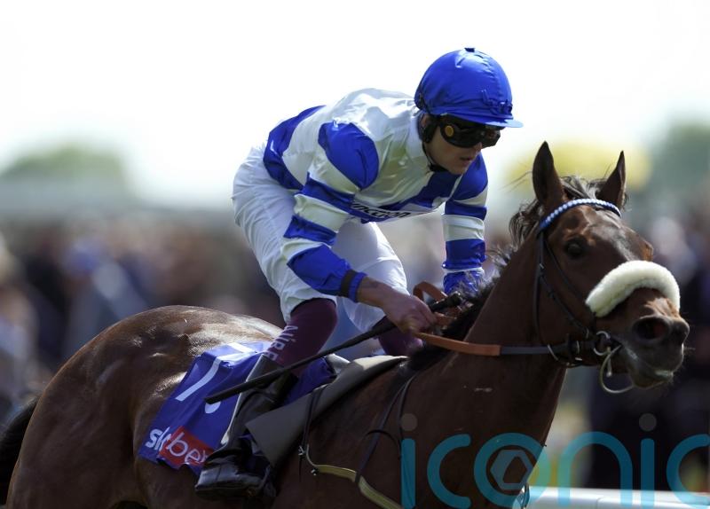 Almosh’her sets up Ebor bid with winning debut for Burke