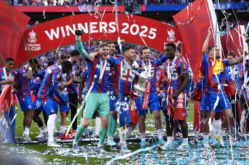 Sunday’s briefing: Eze fires Eagles to cup win as Everton set to leave Goodison