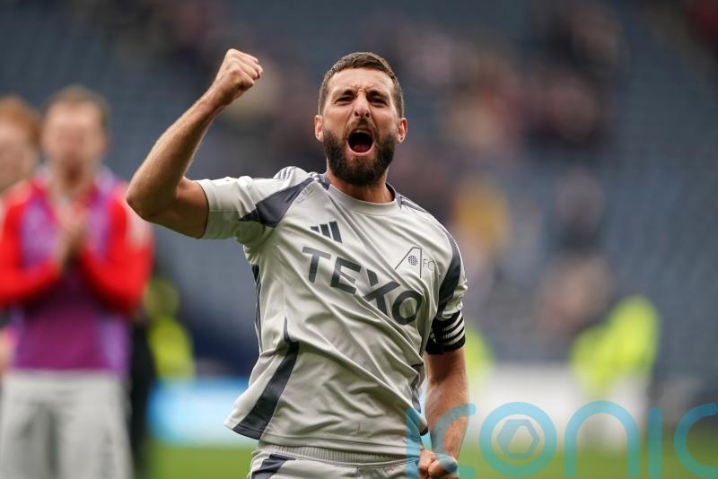 Graeme Shinnie says Aberdeen ignoring doom-mongers ahead of Celtic showdown