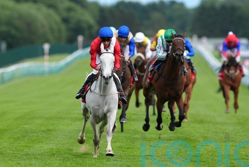 Estrange encounter of the impressive kind at Haydock