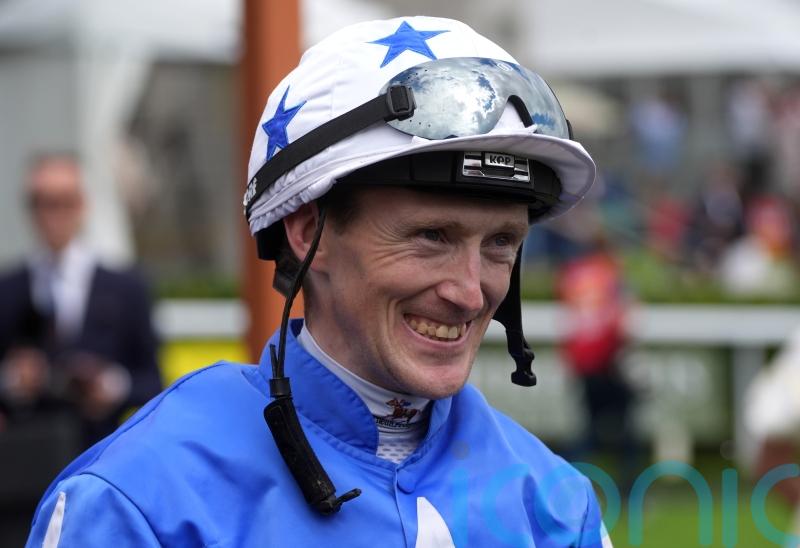 Billy Lee’s Irish champion jockey hopes hit by broken collarbone