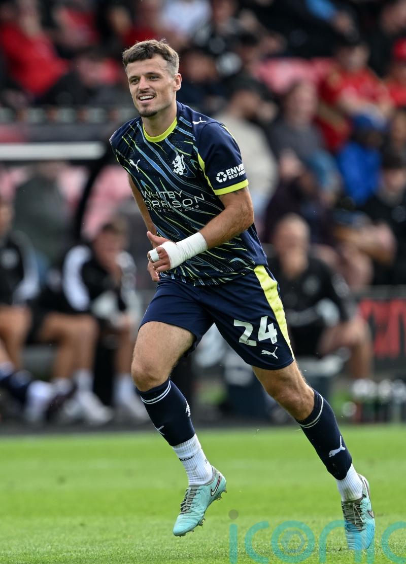 Lee Bell hails ‘intelligent’ Josh March after Crewe thump Fleetwood